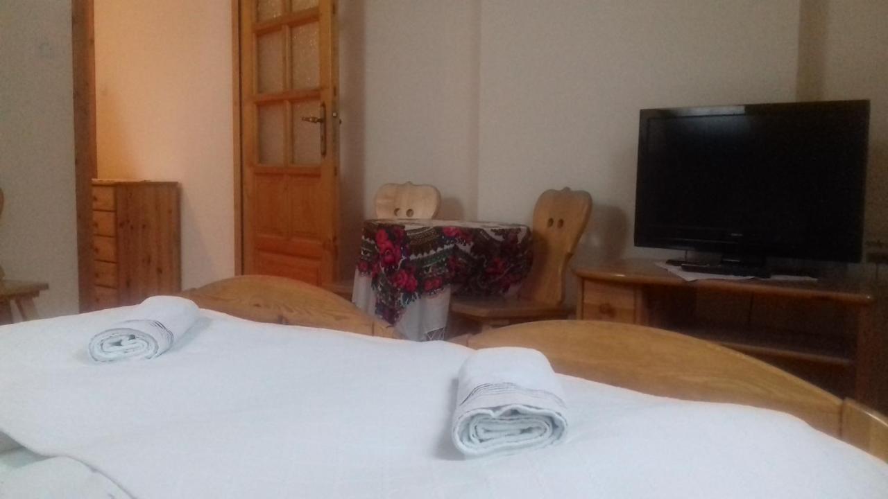 Bialy Dworek Zakopane Buitenkant foto
